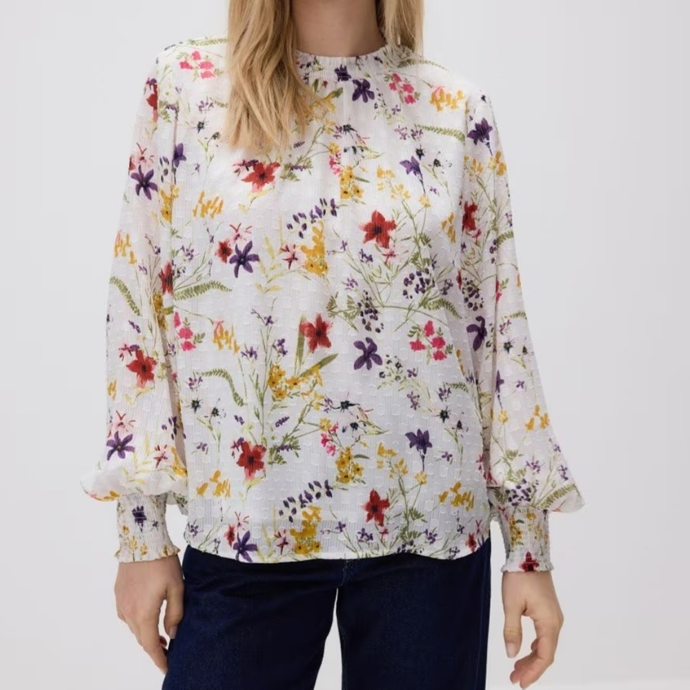 Reserved Wilderkind Wild Flower Floral Multicolour Blouse With Smocked Sleeves
